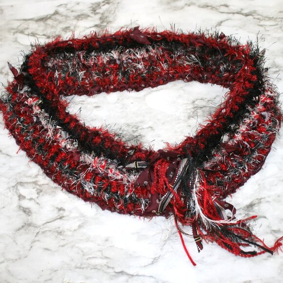 HAND CRAFTED Scarf Upcycled Crochet Infinity Oversize Eyelash Necktie Red Stripe - Picture 5 of 12